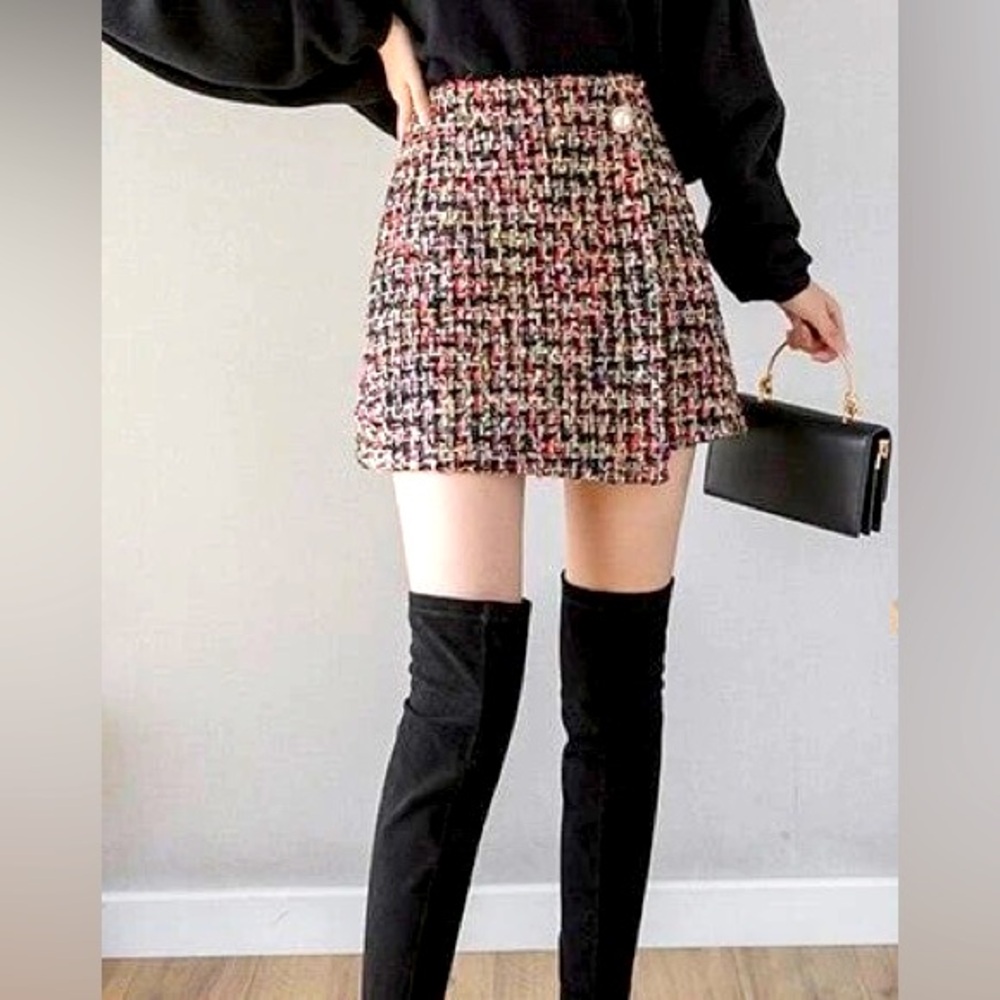 Gorgeous faux wrap sequin tweed mini skirt